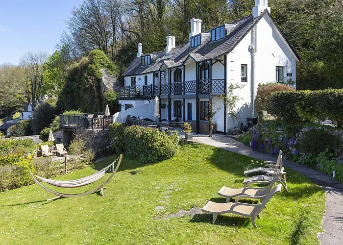 3 Bed Cove Cottage